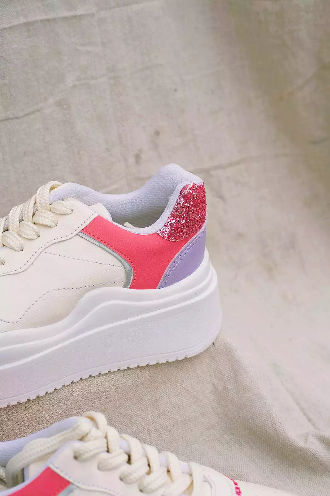 Pink Detail Platform Sneakers