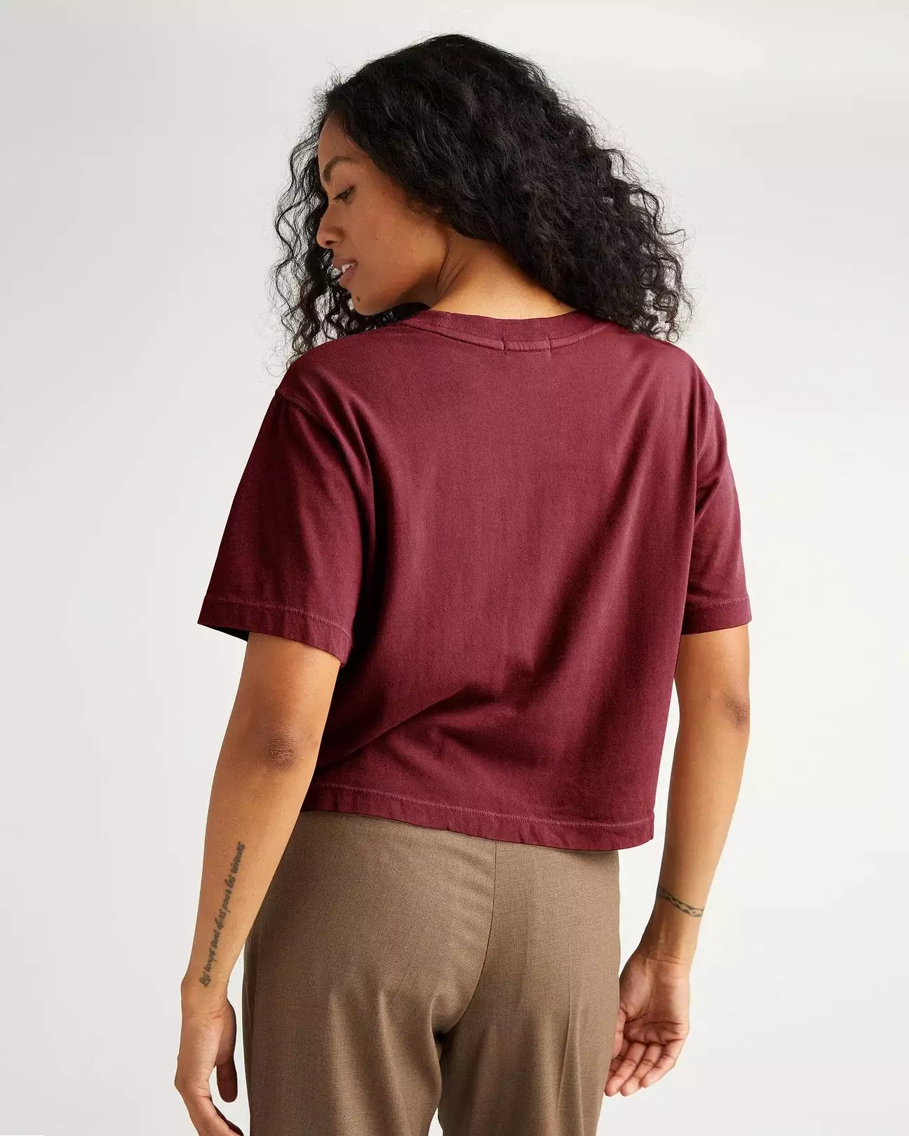 RicherPoorer Women's Relaxed Crop Tee - Ruby Port